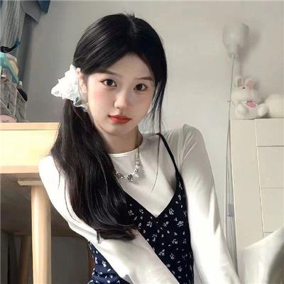 小鱼莉莉